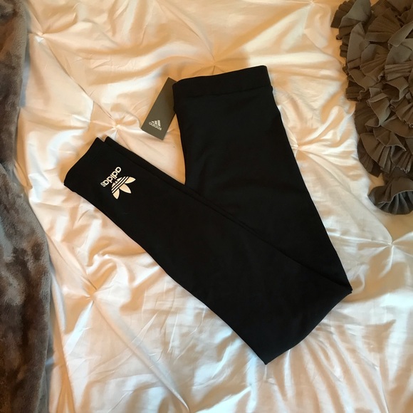 adidas Pants - NWT | Adidas | Trefoil leggings